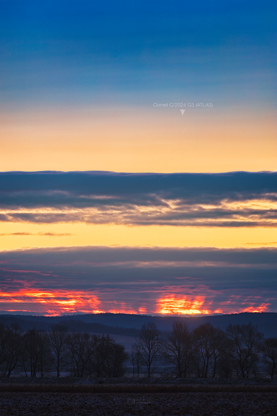 Comet ATLAS Before Sunrise