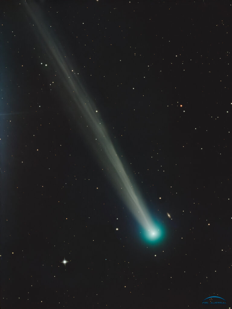 Comet C/2025 R2 (SWAN)