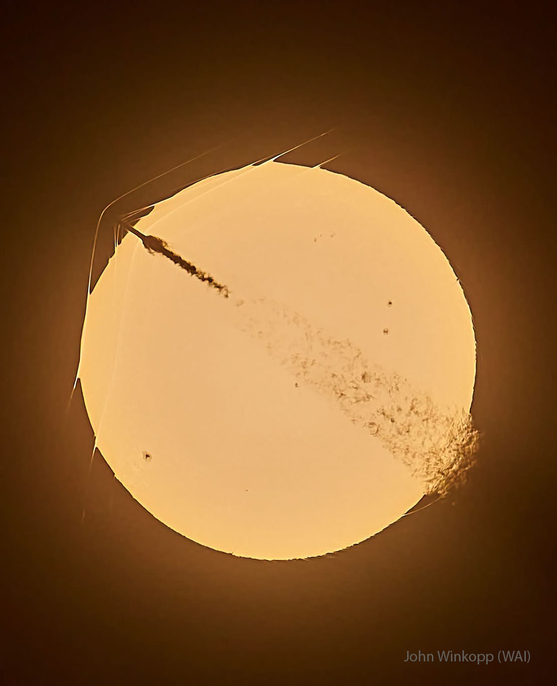 Triple Shockwave from Sun Crossing Rocket