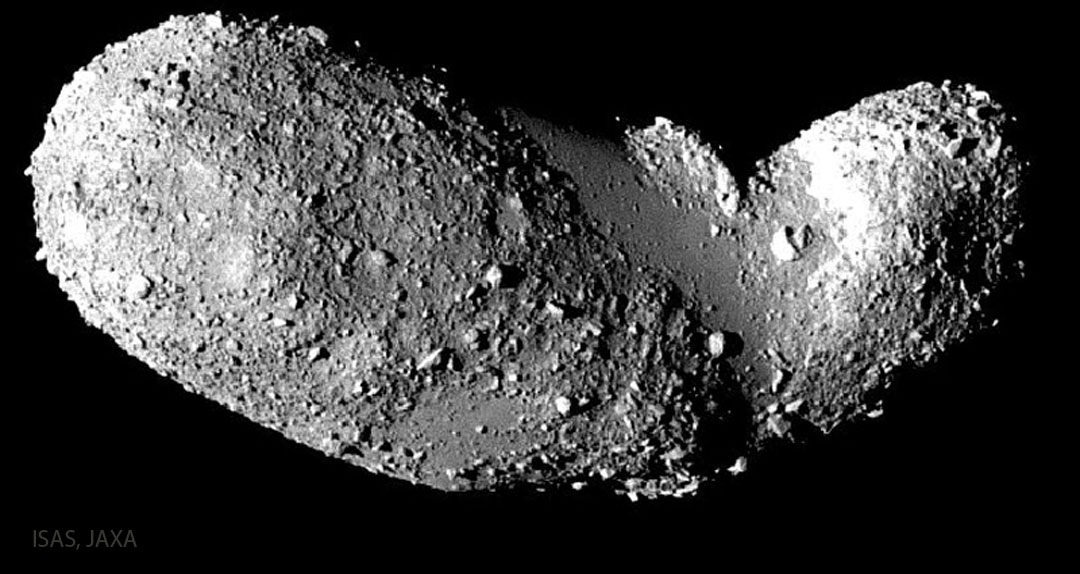 Unusually Smooth Sections of Asteroid Itokawa